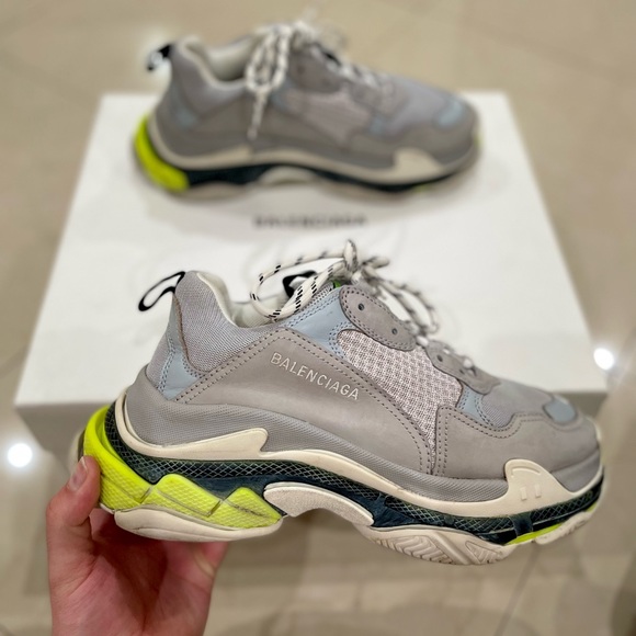 BALENCIAGA Triple s In grey and neon sneaker. - Picture 1 of 3